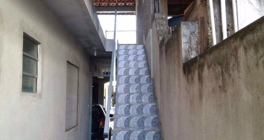 Casa Para Vender com 3 quartos 1 suítes no bairro Laranjeiras em Caieiras