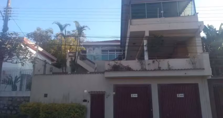 Sobrado com 5 dormitórios à venda, 283 m² por R$ 1.500.000,00 - Região Central - Caieiras/SP