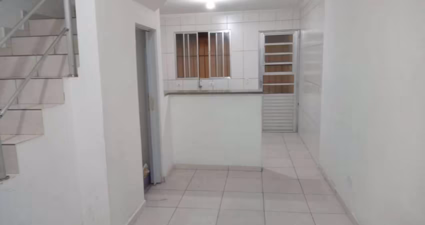 Sobrado Para Vender com 2 quartos no bairro Parque Montreal em Franco Da Rocha