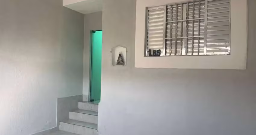 Casa Para Vender com 2 quartos no bairro Vila Rosina em Caieiras