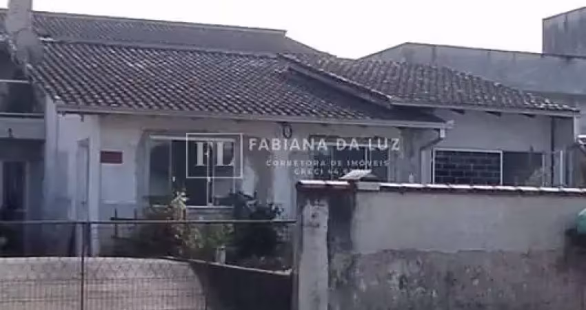 Casa á venda