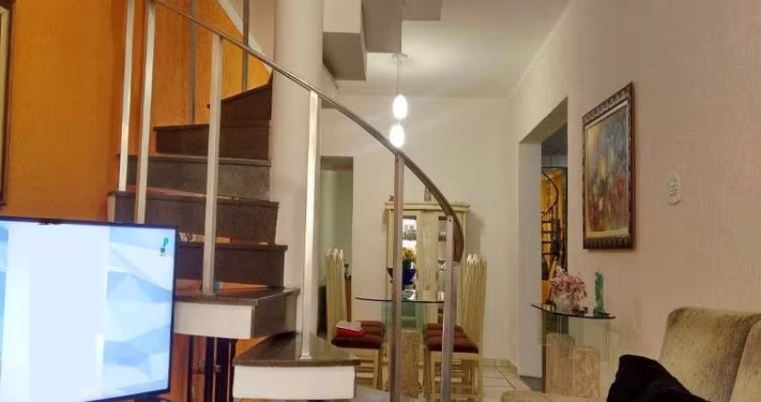 Sobrado para Locação no Jardim São Paulo, excelente localização, apenas à 200m do Metrô Jardim São Paulo, 3 dormitórios (1 suíte) e 3 vagas