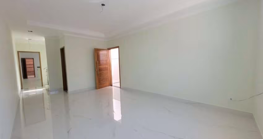 Lindo Sobrado Novo para Venda no Jardim Guapira, excelente localização, próximo ao Clube de Campo Guapira, 3 suítes e 2 vagas