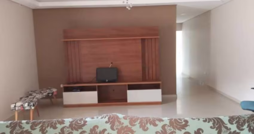 Sobrado residencial para Venda nas Furnas, fácil acesso para Rodoviária Fernão Dias. 2 dorms e 2 vagas