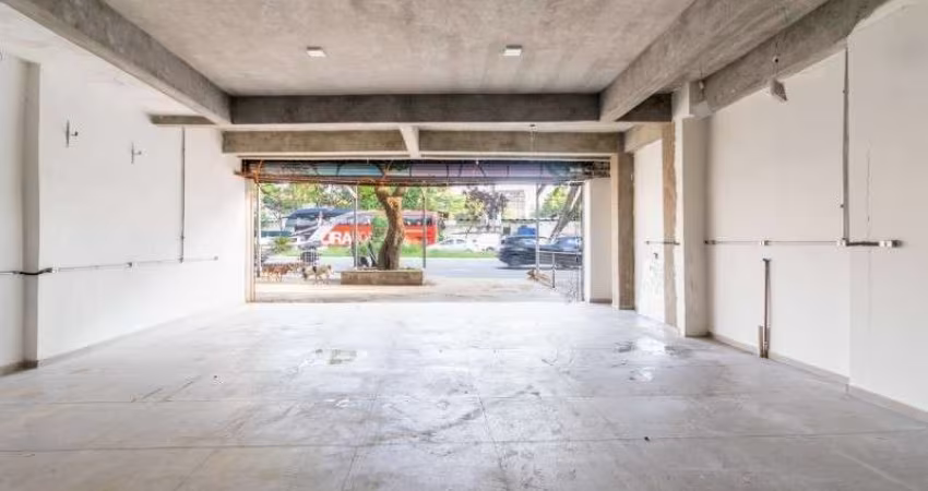 Ponto comercial para Locação em Santana, próximo ao Metrô Tietê, em frente a agência da Enel e ao Ponto Socorro Municipal de Santana.