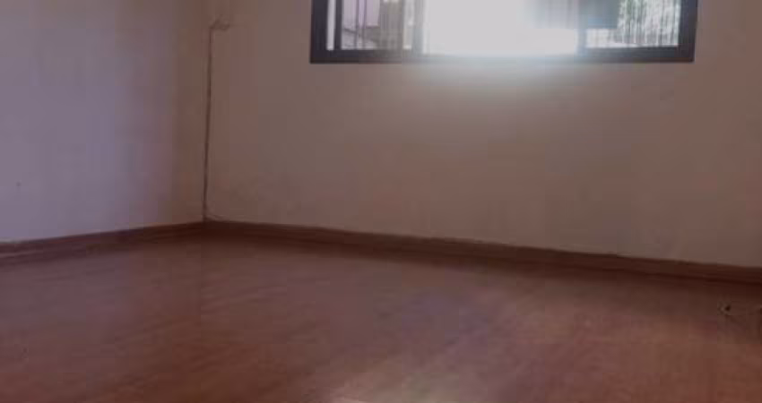 Sobrado residencial para Venda na Vila Ester, ao lado da Avenida Casa Verde e Avenida Braz Leme, 2 dormitórios e 3 vagas de garagem.