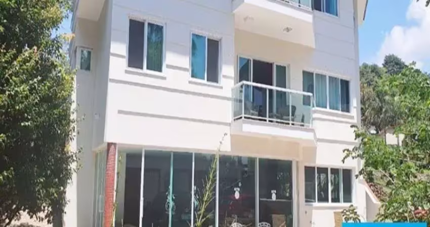Maravilhoso sobrado residencial em condomínio fechado para venda na roseira em mairiporã. 3 suítes, lazer e 10 vagas de garagem