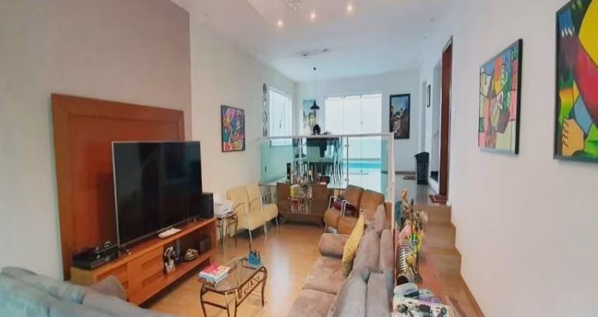 Sobrado Alto Padrão residencial em condomínio fechado para Venda no Jardim Peri, ótima localização, ao lado da Serra da Cantareira, 3 suítes e 4 vagas