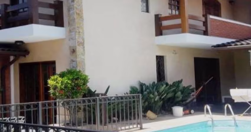 LINDO SOBRADO PARA VENDA NA VILA ALBERTINA, ÓTIMA LOCALIZAÇÃO, 5 DORMITÓRIOS (2 SUÍTES), 4 VAGAS E ESPAÇO GOURMET COM PISCINA E CHURRASQUEIRA