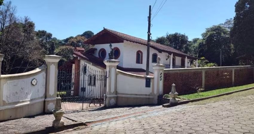 Sobrado residencial para Venda em condomínio fechado no bairro Roseira na Serra da Cantareira/Mairiporã, 3 dormitórios (2 suítes) e 10 vagas