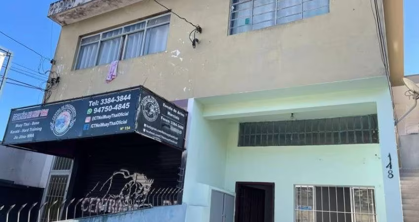 Sobrado comercial para Locação no Jardim Peri, em avenida, próximo a Av. Santa Inês, 3 salas e 2 vagas de garagem