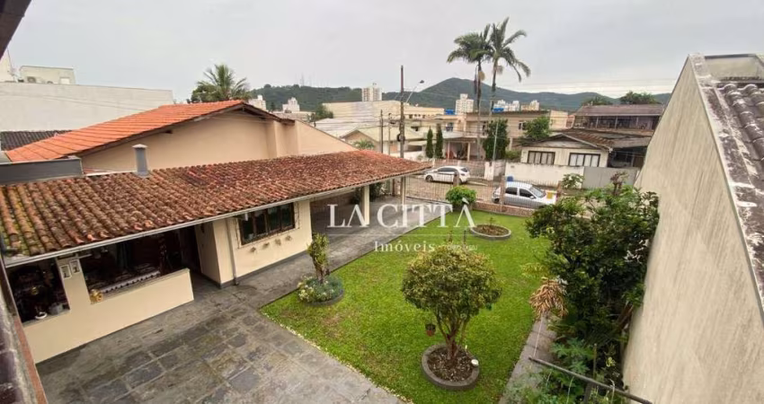 Casa com 3 dormitórios à venda, 160 m² por R$ 1.400.000,00 - São Judas - Itajaí/SC