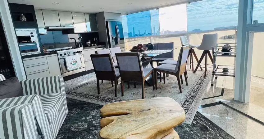 Belíssimo apartamento mobiliado com 04 suítes 06 banheiros 04 vagas de garagem e área de lazer frente mar em bc