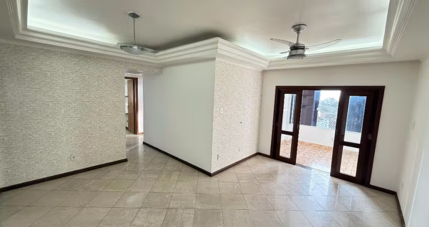 APARTAMENTO A VENDA EM BROTAS 3/4 com varanda - 98m²