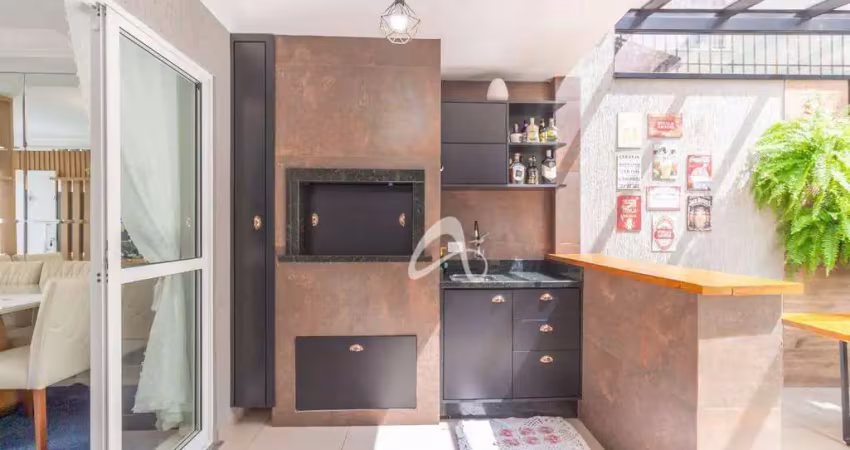 Sobrado triplex de frente para a rua à venda, totalmente planejado e mobiliado, porteira fechada, no bairro boqueirão, curitiba/pr.