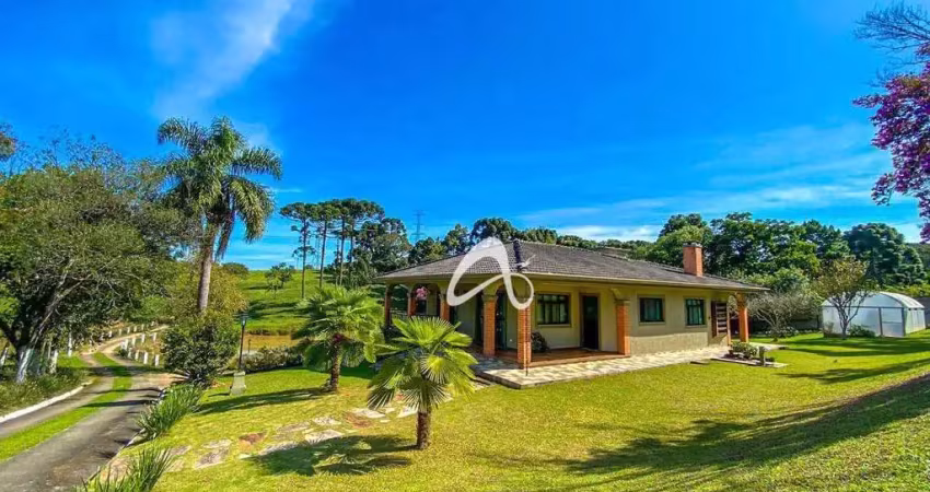 Excelente chácara com 29mil m² à venda, com 2 impecáveis casas com 240m², no Bairro Umbará Curitiba/PR.