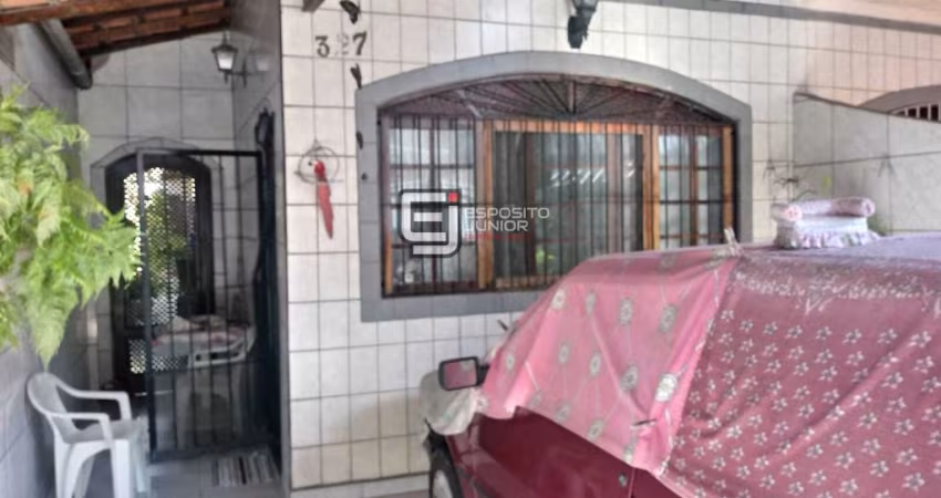 Casa com 2 dormitórios à venda, 96 m² por R$ 400.000