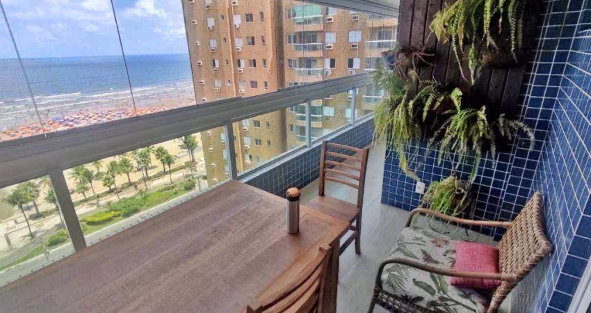 Apartamento no Canto do Forte, Praia Grande/SP.