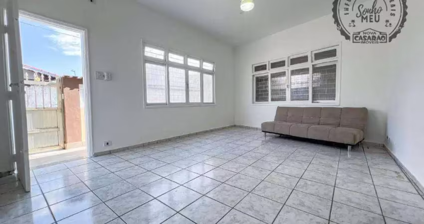 Casa com 2 quartos para alugar na Rua Brigadeiro José Ferreira, Canto do Forte, Praia Grande