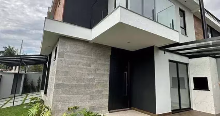 Casa com 4 quartos à venda no Bom Retiro, Joinville 