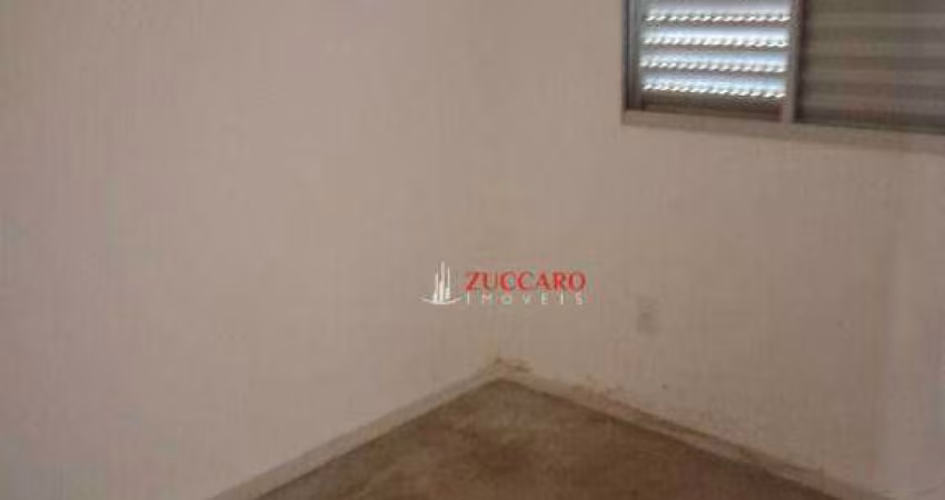 Apartamento com 2 dormitórios à venda, 40 m² por R$ 244.000,00 - Água Chata - Guarulhos/SP