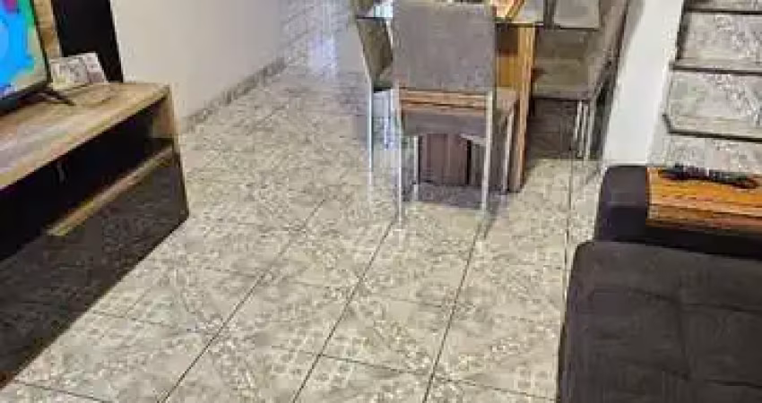 Sobrado com 2 dormitórios à venda, 88 m² por R$ 370.000,00 - Jardim Adriana - Guarulhos/SP