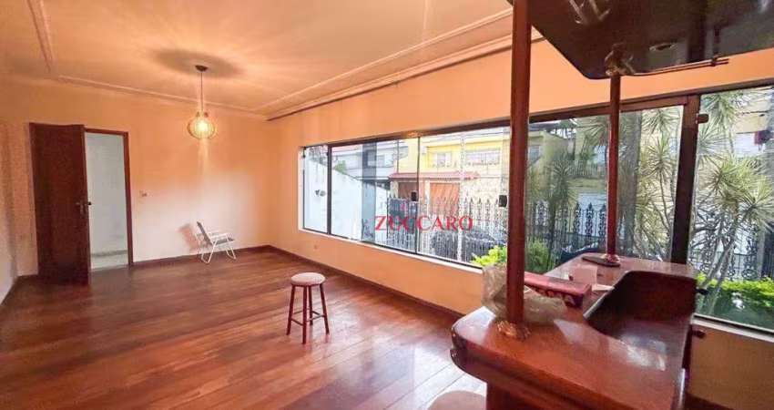 Casa Térrea com 4 Dormitórios e 8 Vagas ao Lado do Bosque Maia – Guarulhos