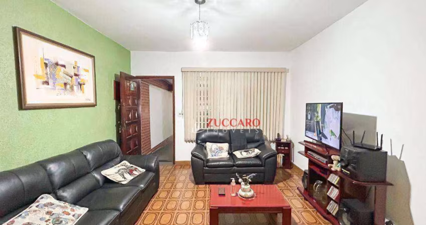 Sobrado com 2 Dormitórios, 2 Vagas e 148m² de Área Construída ao Lado do Bosque Maia