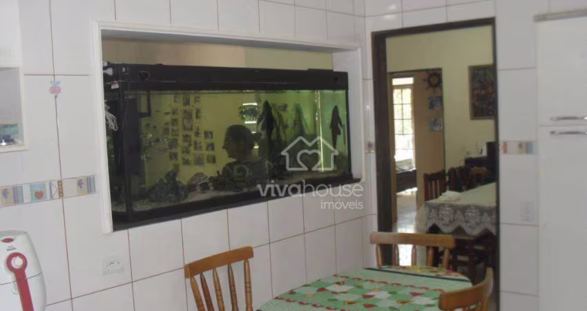 Sobrado com 3 dormitórios à venda, 188 m² por R$ 650.000,00 - Roncon - Ribeirão Pires/SP