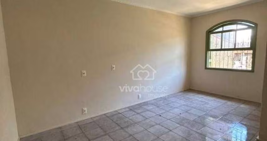 Casa com 3 dormitórios para alugar, 200 m² por R$ 3.500,00/mês - Jardim Guapituba - Mauá/SP