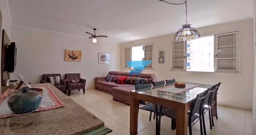 Apartamento á venda na praia das asturias, duas quadras do mar com 3 dormitórios e vaga