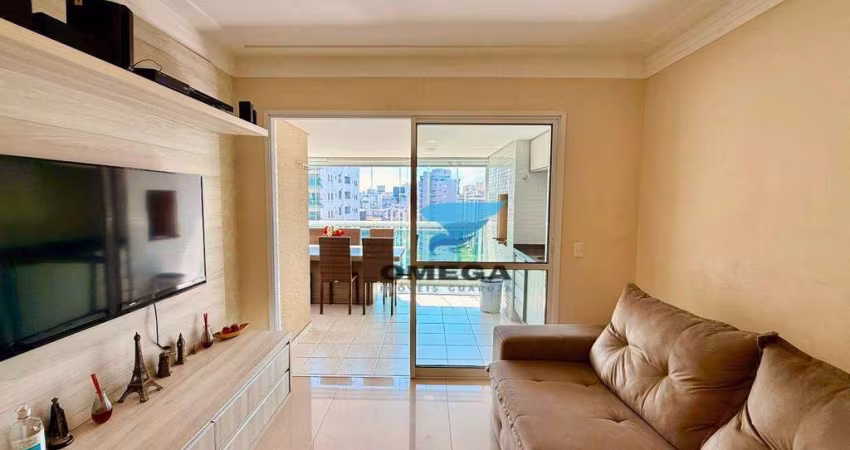 Apartamento à venda na praia das Pitangueiras no Guarujá I Omega Imoveis