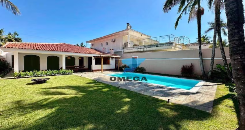 Casa à venda em Condomínio Jardim Acapulco no Guarujá | Omega Imóveis