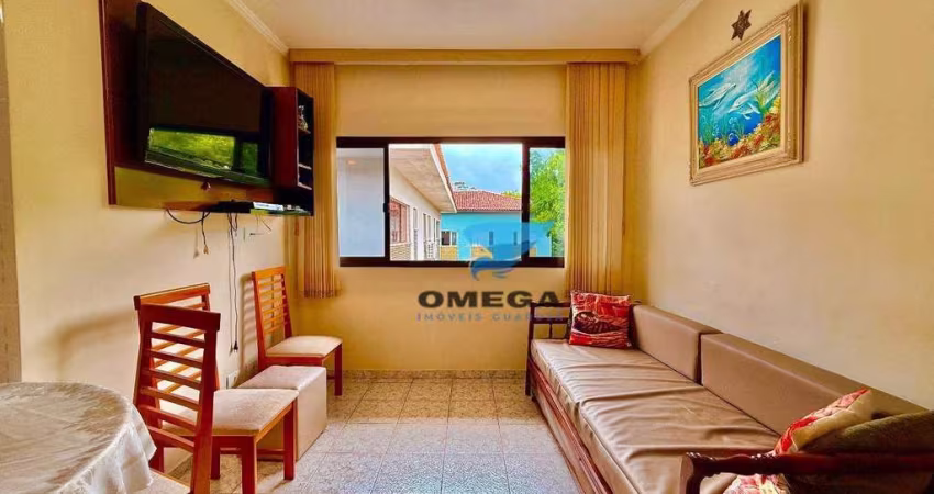 Apartamento à venda na praia do Tombo no Guarujá I Omega Imoveis