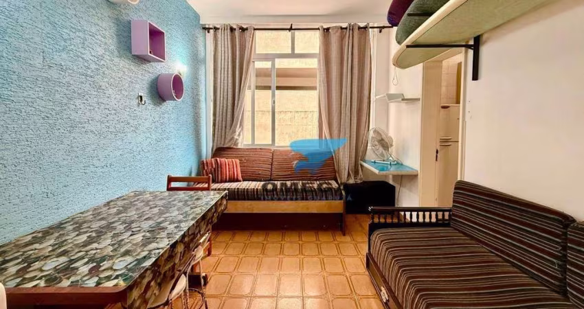 Apartamento à venda na praia das Pitangueiras no Guarujá I Omega Imoveis