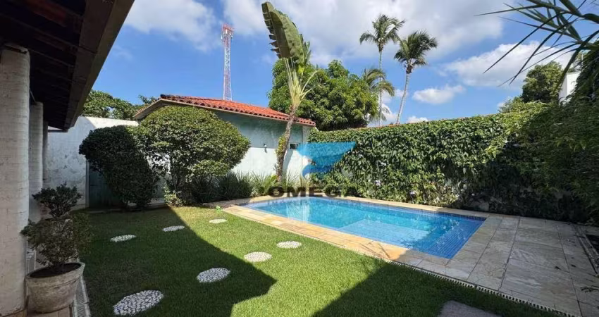 Sobrado à venda na Praia do Pernambuco no Guarujá | Omega Imóveis