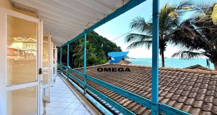 Casa beira mar á venda na praia do sorocotuba no guarujá i omega imoveis