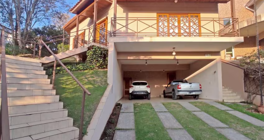 Casa de Condomínio em Tarumã - Santana de Parnaíba, SP