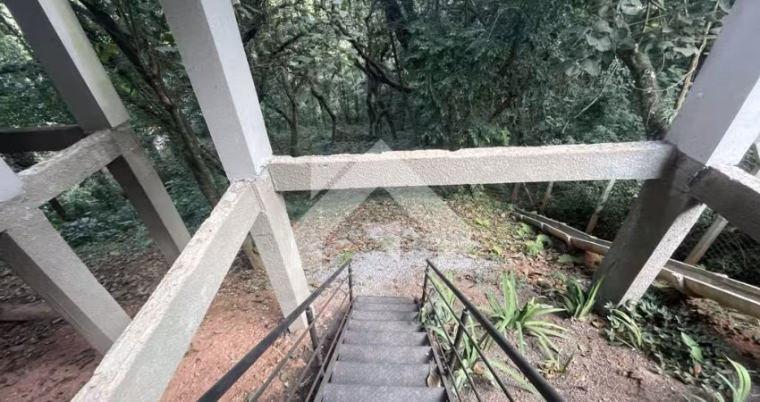 Casa de Condomínio em Chácara dos Lagos  -  Carapicuíba