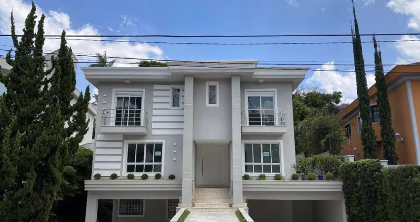 Casa de Condomínio em Alphaville - Barueri, SP