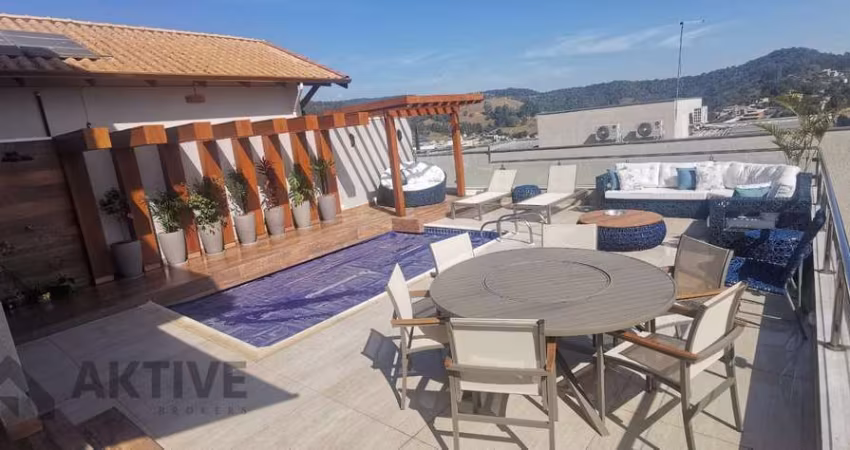 Casa de Condomínio em Suru - Santana de Parnaíba, SP