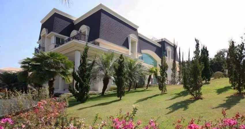 Casa de Condomínio em Tamboré - Santana de Parnaíba, SP