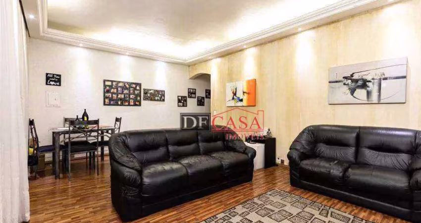 Casa em Cangaíba