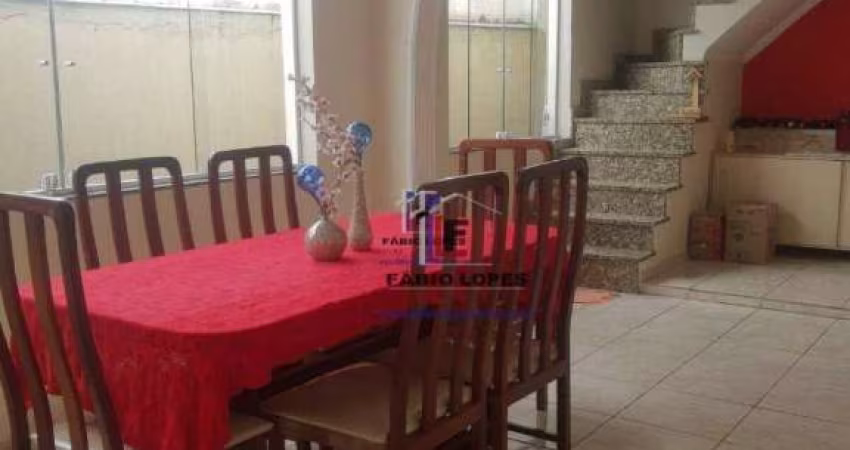 Sobrado com 3 dormitórios à venda, 230 m² por R$ 670.000,00 - Vila Palmares - Santo André/SP
