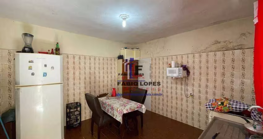 Casa com 2 dormitórios à venda, 187 m² por R$ 320.000,00 - Vila Palmares - Santo André/SP