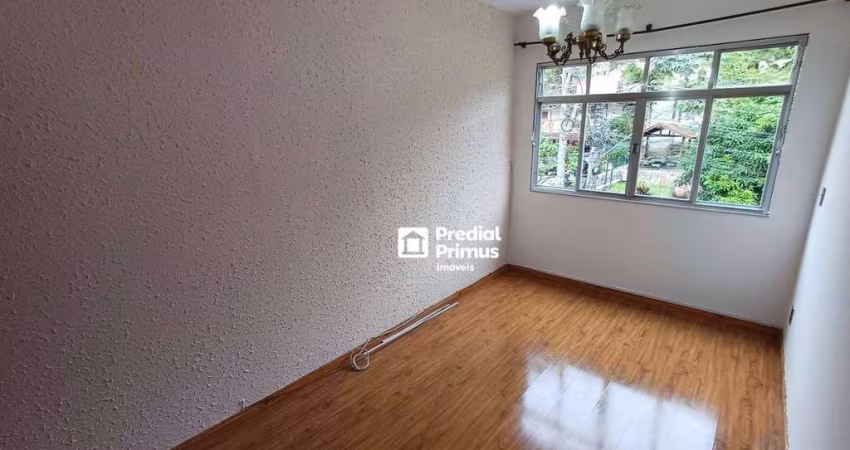 Apartamento com 2 dormitórios para alugar, 10 m² por R$ 1.127,00/mês - Cônego - Nova Friburgo/RJ
