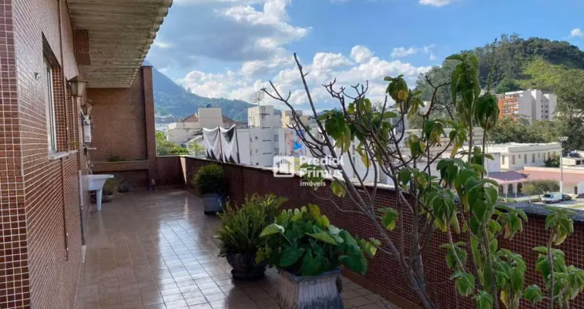 Cobertura com 3 dormitórios à venda, 213 m² por R$ 890.000,00 - Centro - Nova Friburgo/RJ