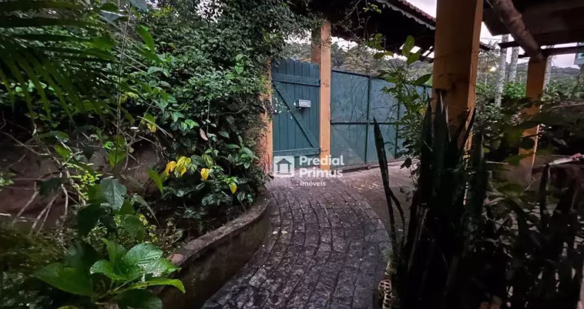 Casa à venda, 70 m² por R$ 380.000,00 - Amparo - Nova Friburgo/RJ