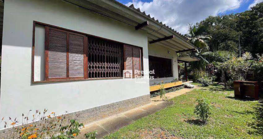 Casa com 5 dormitórios à venda, 248 m² por R$ 1.450.000,00 - Parque São Clemente - Nova Friburgo/RJ