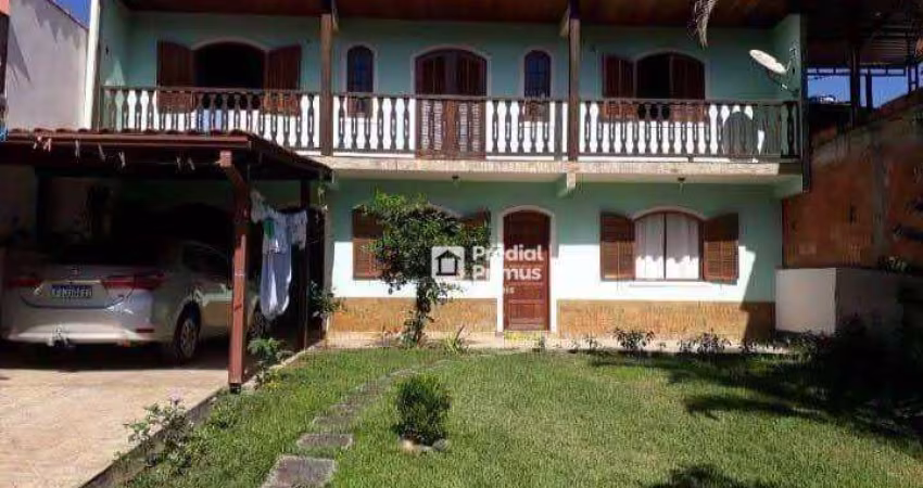 Casa à venda, 120 m² por R$ 400.000,00 - Chácara Paraíso - Nova Friburgo/RJ